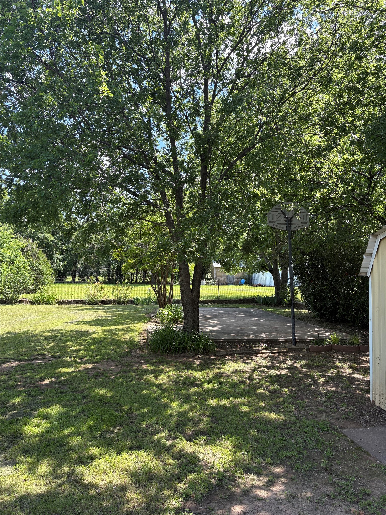 919 W. College Highway Jacksboro TX 76458