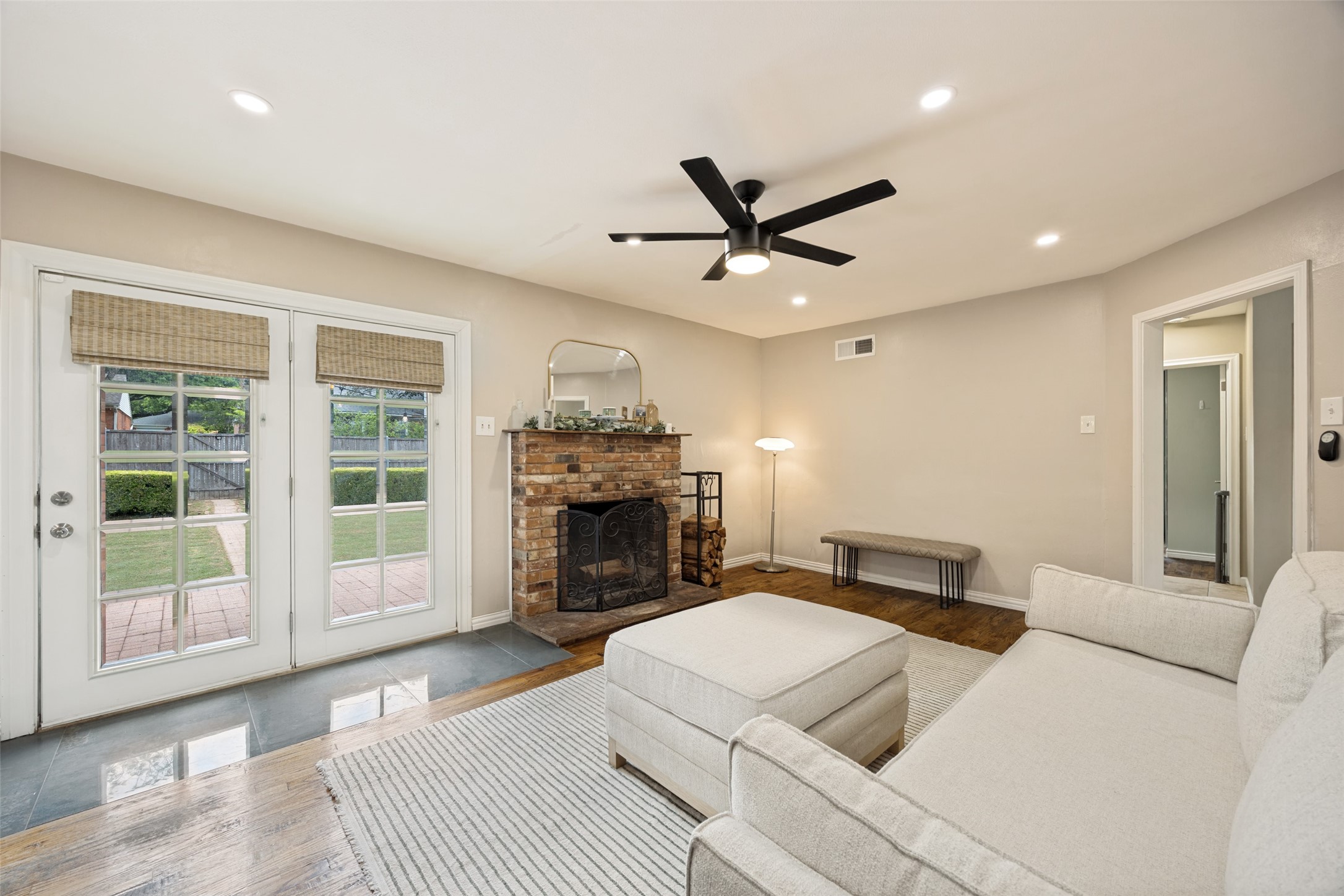 707 S Weatherred Drive Richardson TX 75080