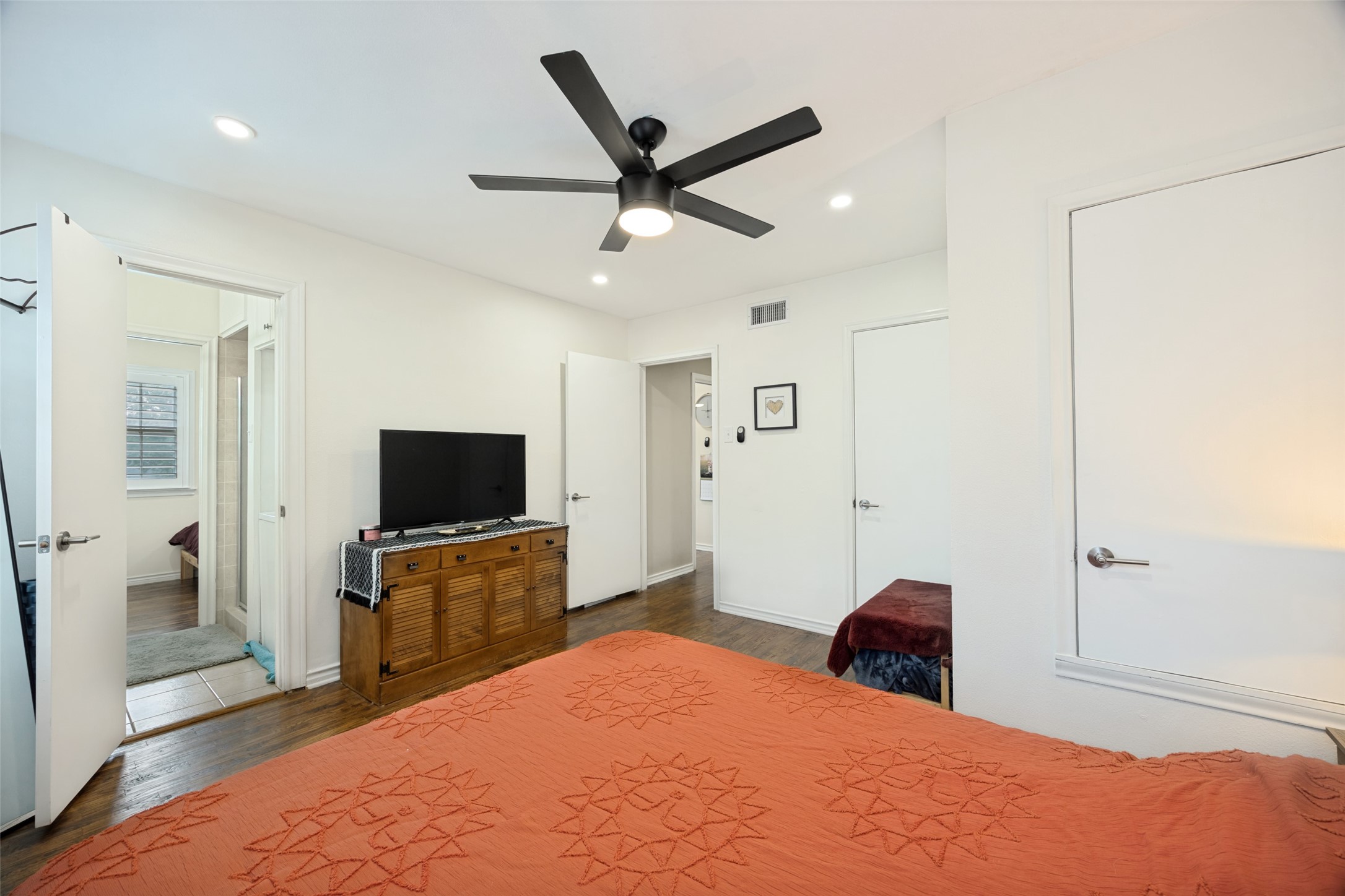 707 S Weatherred Drive Richardson TX 75080