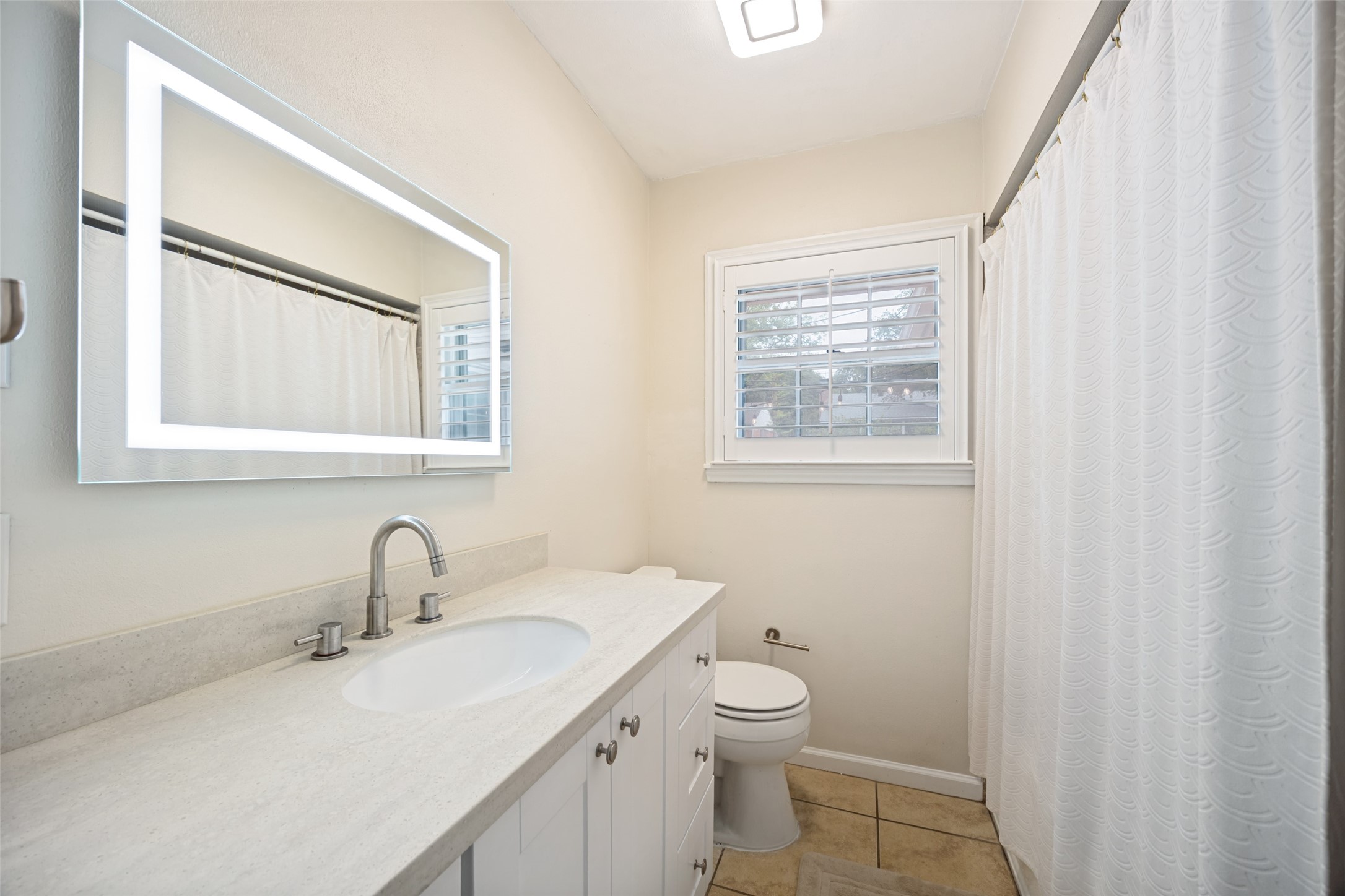 707 S Weatherred Drive Richardson TX 75080