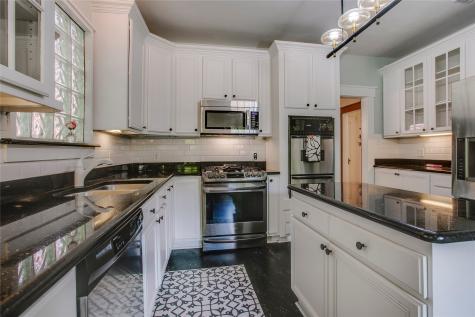 311 N Windomere Avenue Dallas TX 75208
