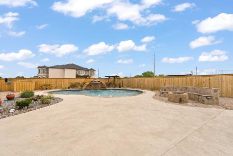 8121 Apollo Drive Joshua TX 76058