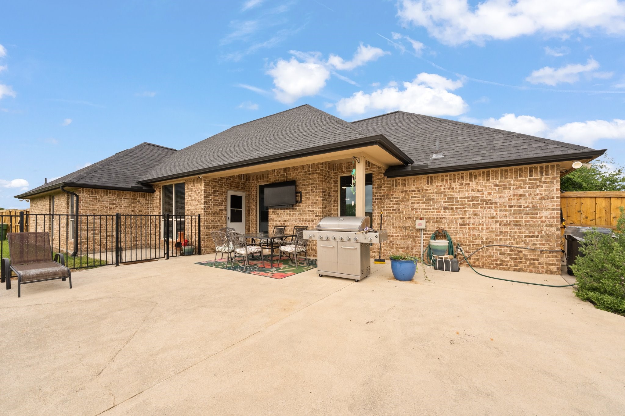 8121 Apollo Drive Joshua TX 76058