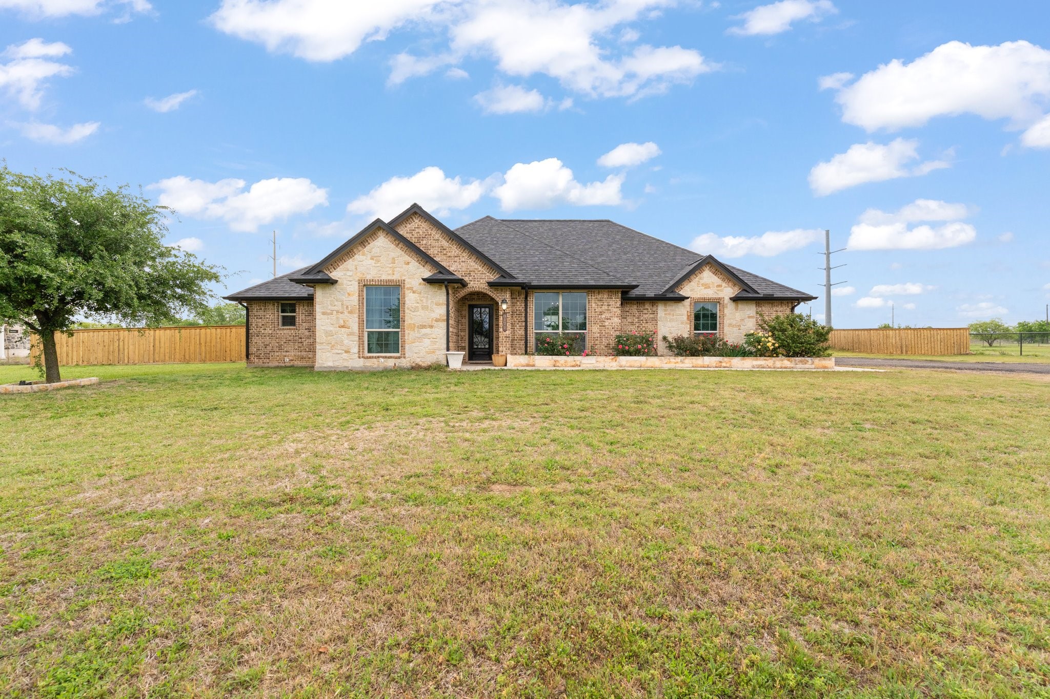 8121 Apollo Drive Joshua TX 76058