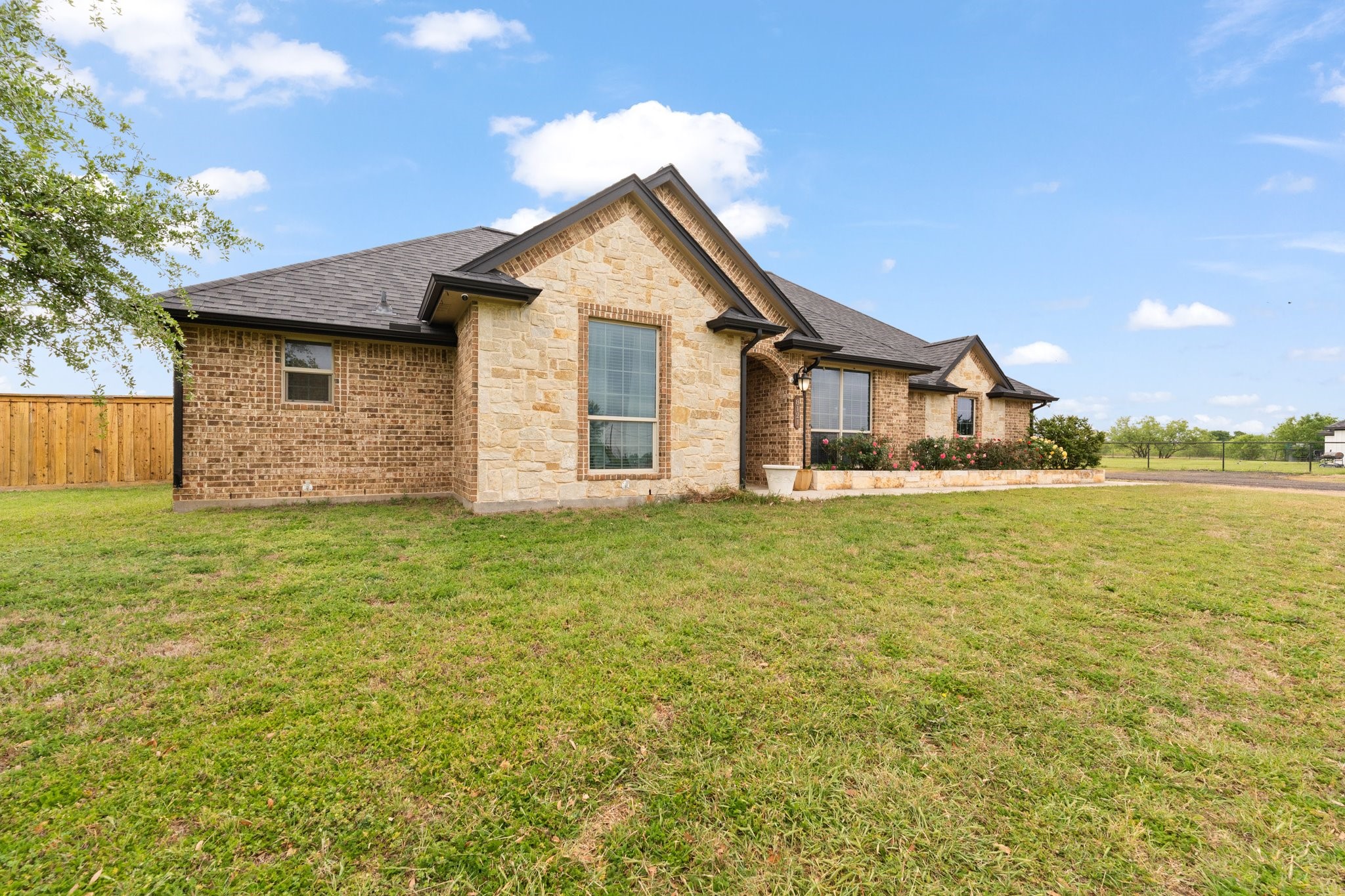 8121 Apollo Drive Joshua TX 76058