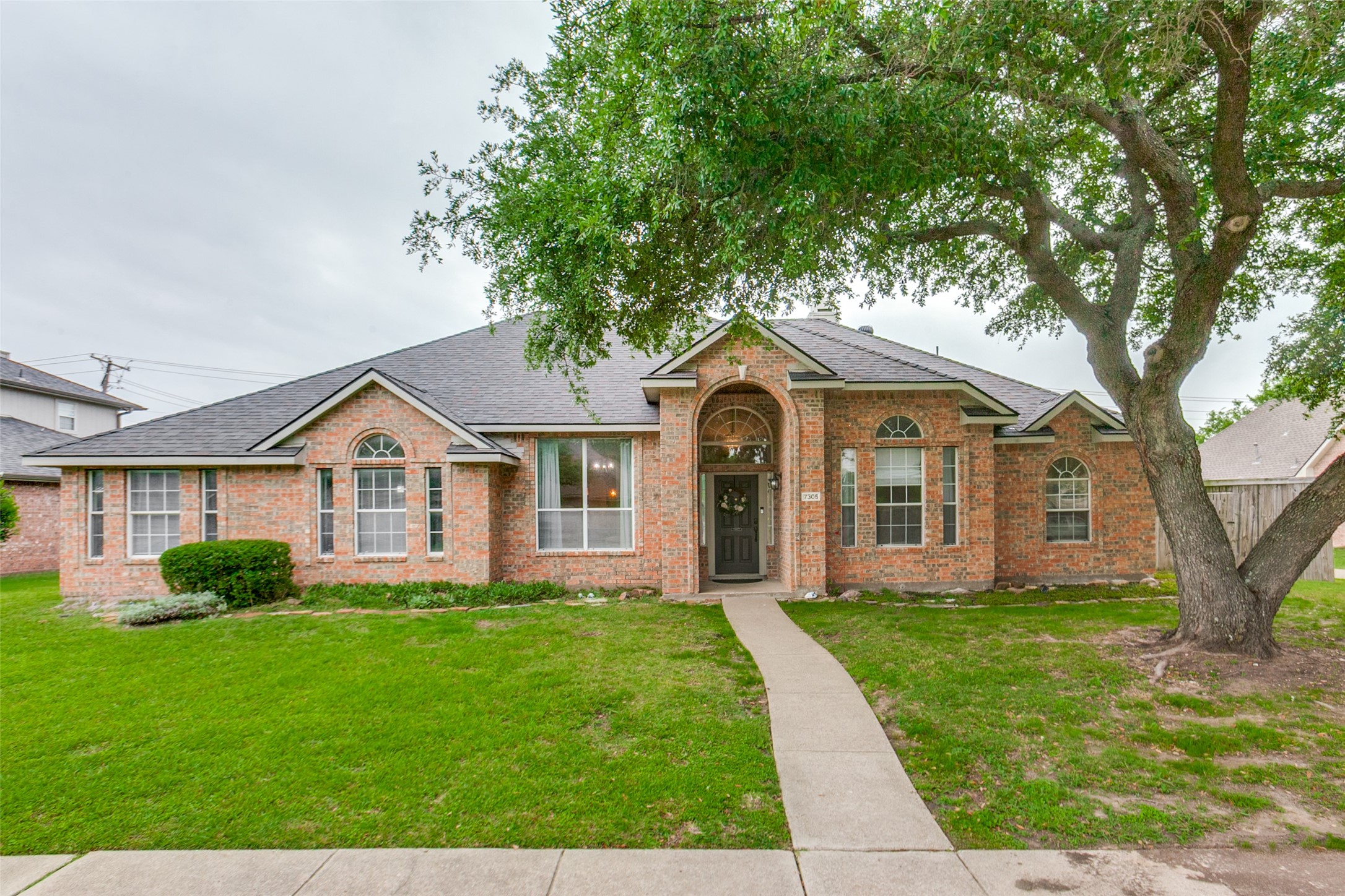 7305 Silverthorn Drive Rowlett TX 75089