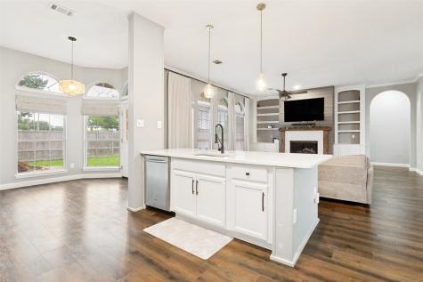 7305 Silverthorn Drive Rowlett TX 75089