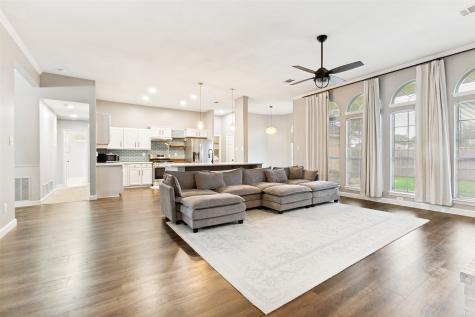 7305 Silverthorn Drive Rowlett TX 75089