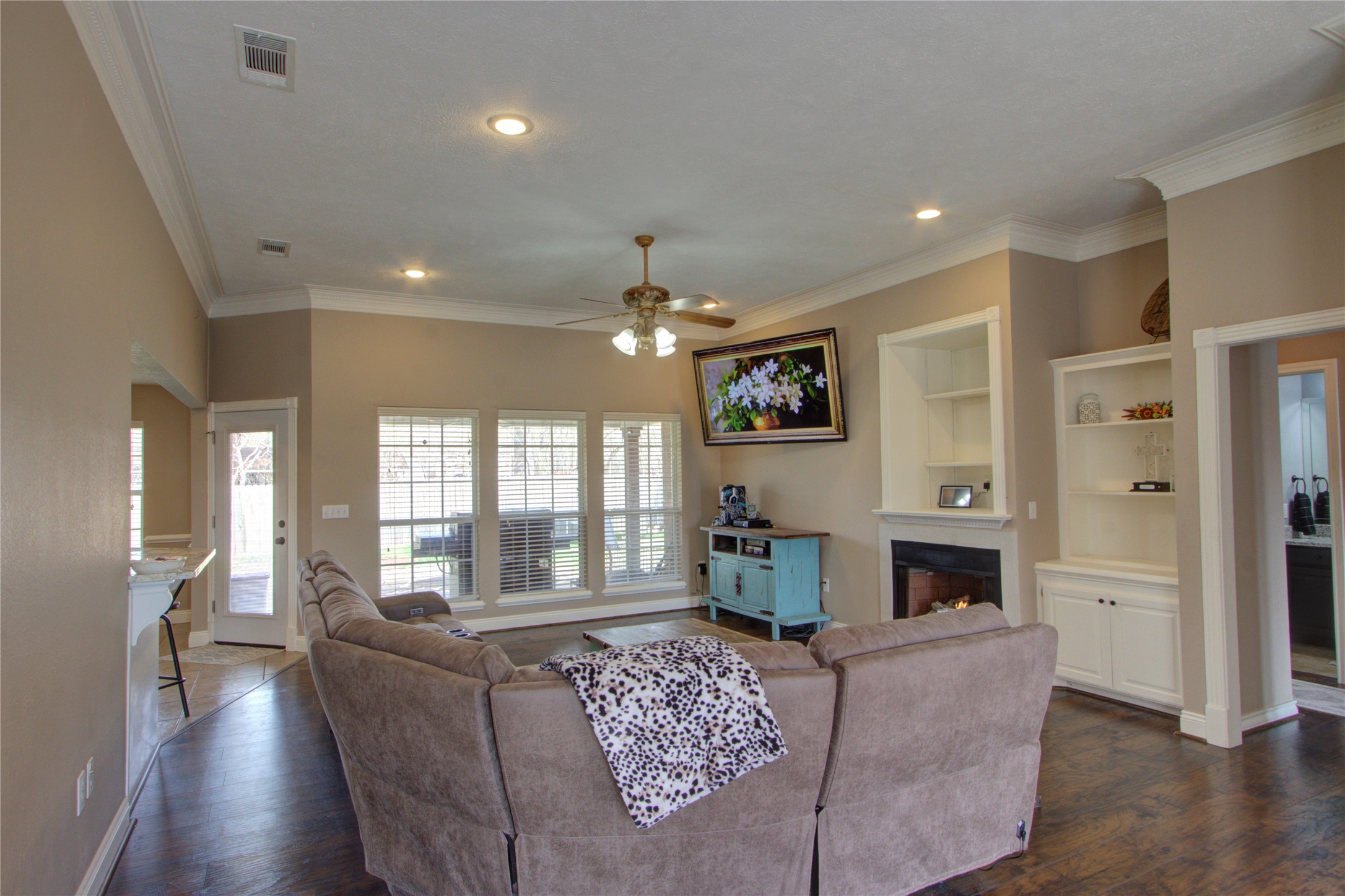 122 Corley Circle Wake Village TX 75501