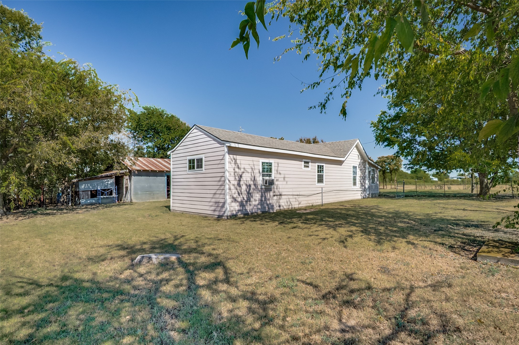 7165 County Road 1232 Godley TX 76044