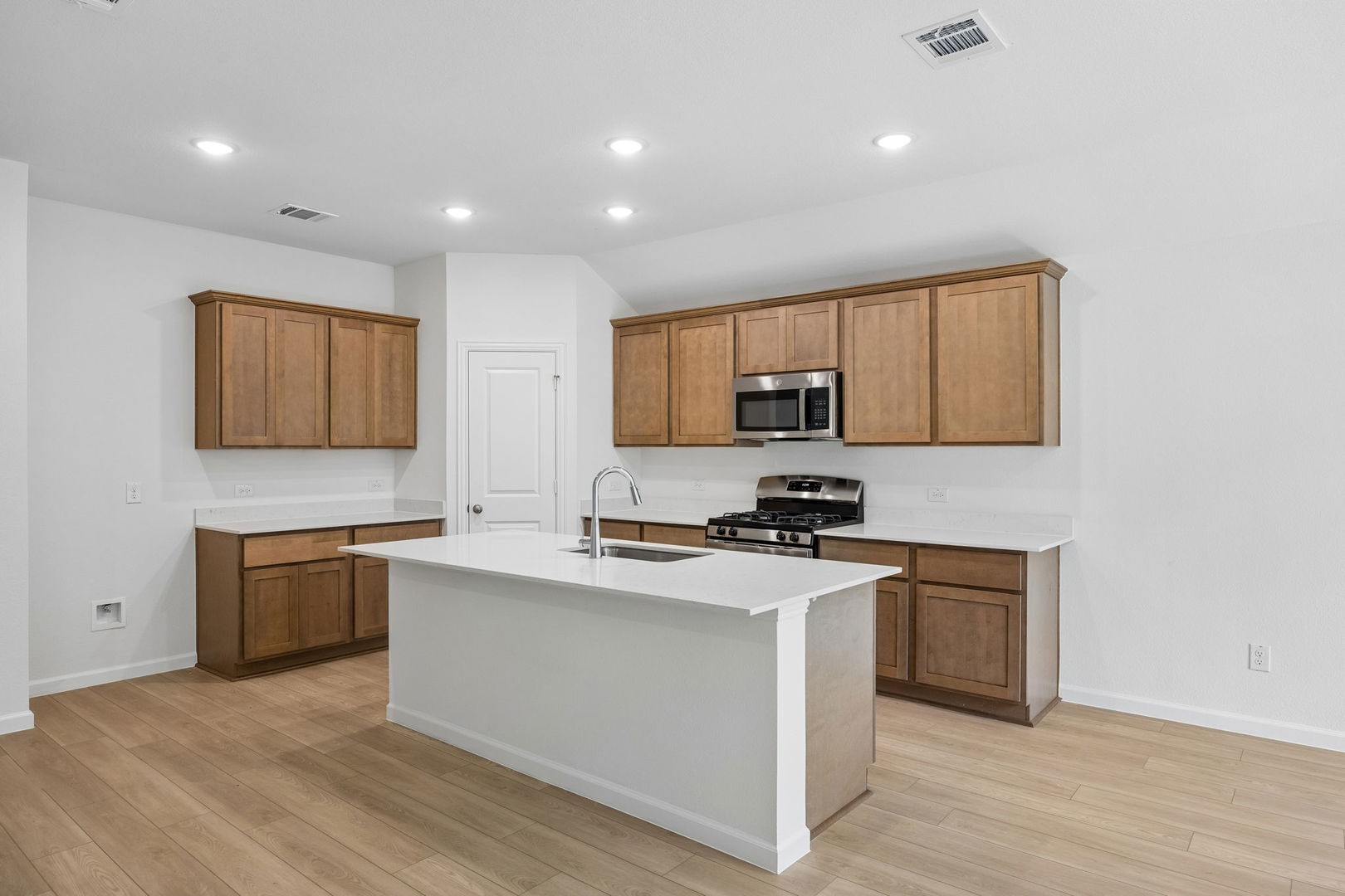 3892 Rose Hill Court Denison TX 75020