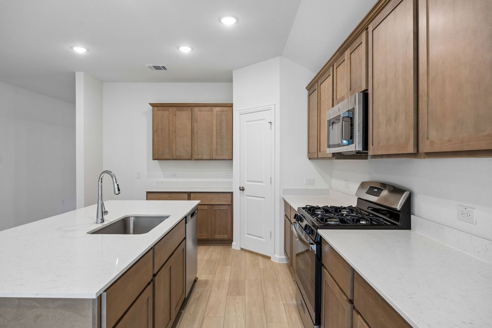 3892 Rose Hill Court Denison TX 75020