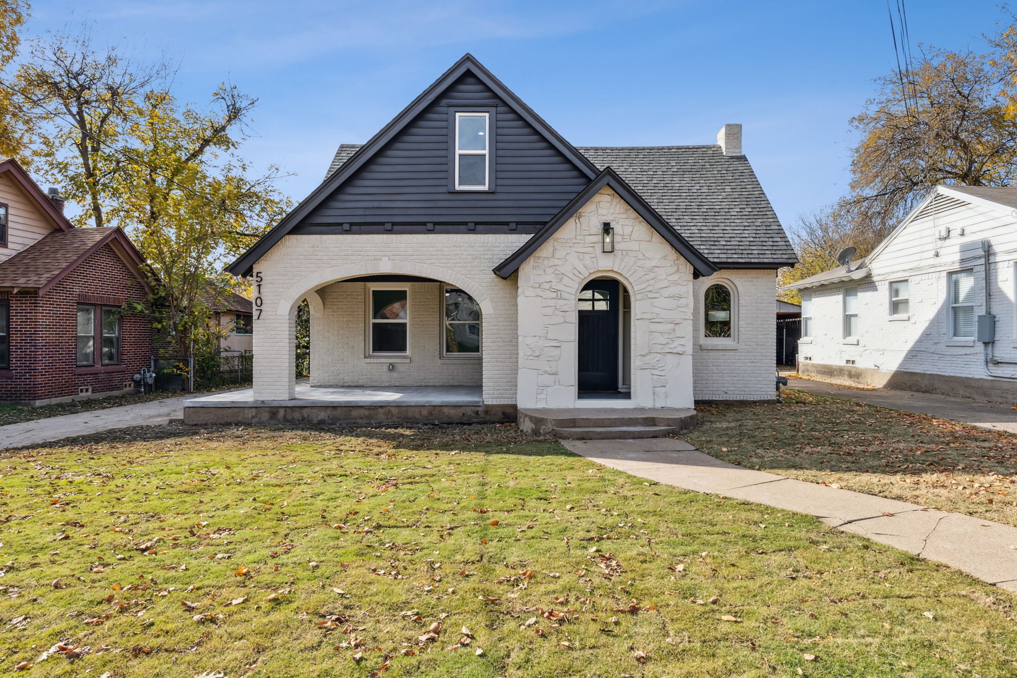 5107 Stoneleigh Avenue Dallas TX 75235