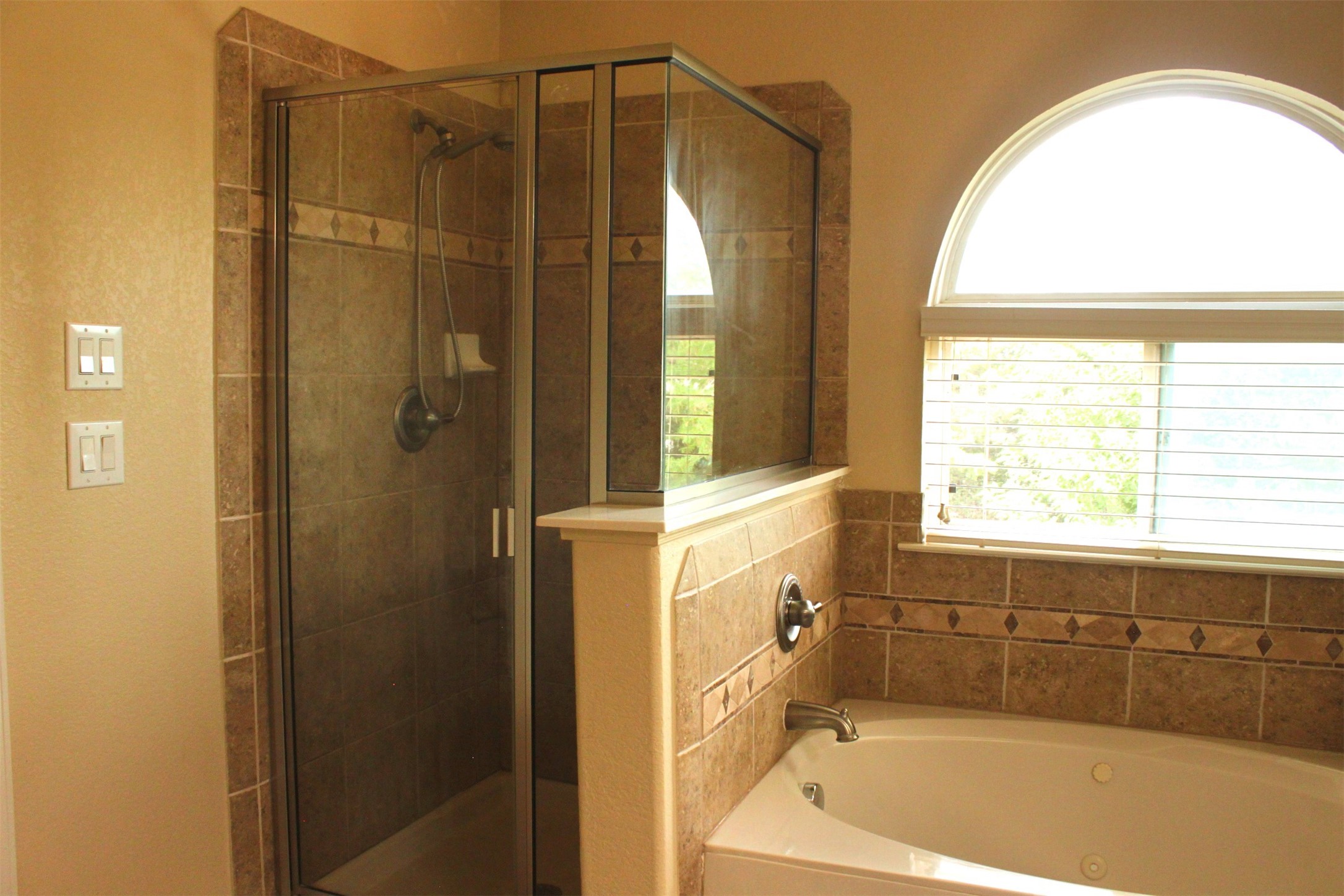 5996 Clearwater Drive The Colony TX 75056