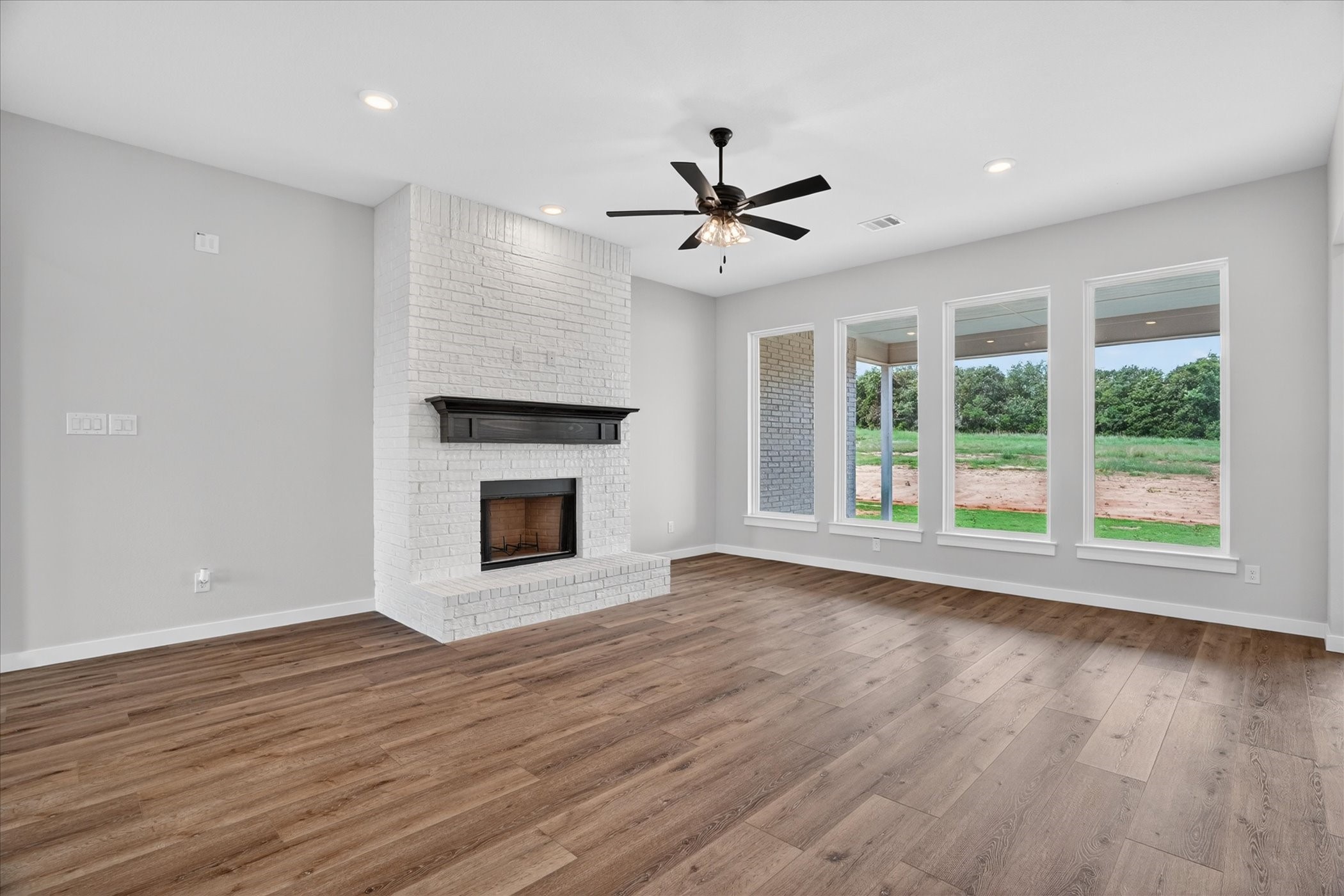 317 Skeen Peak Springtown TX 76082