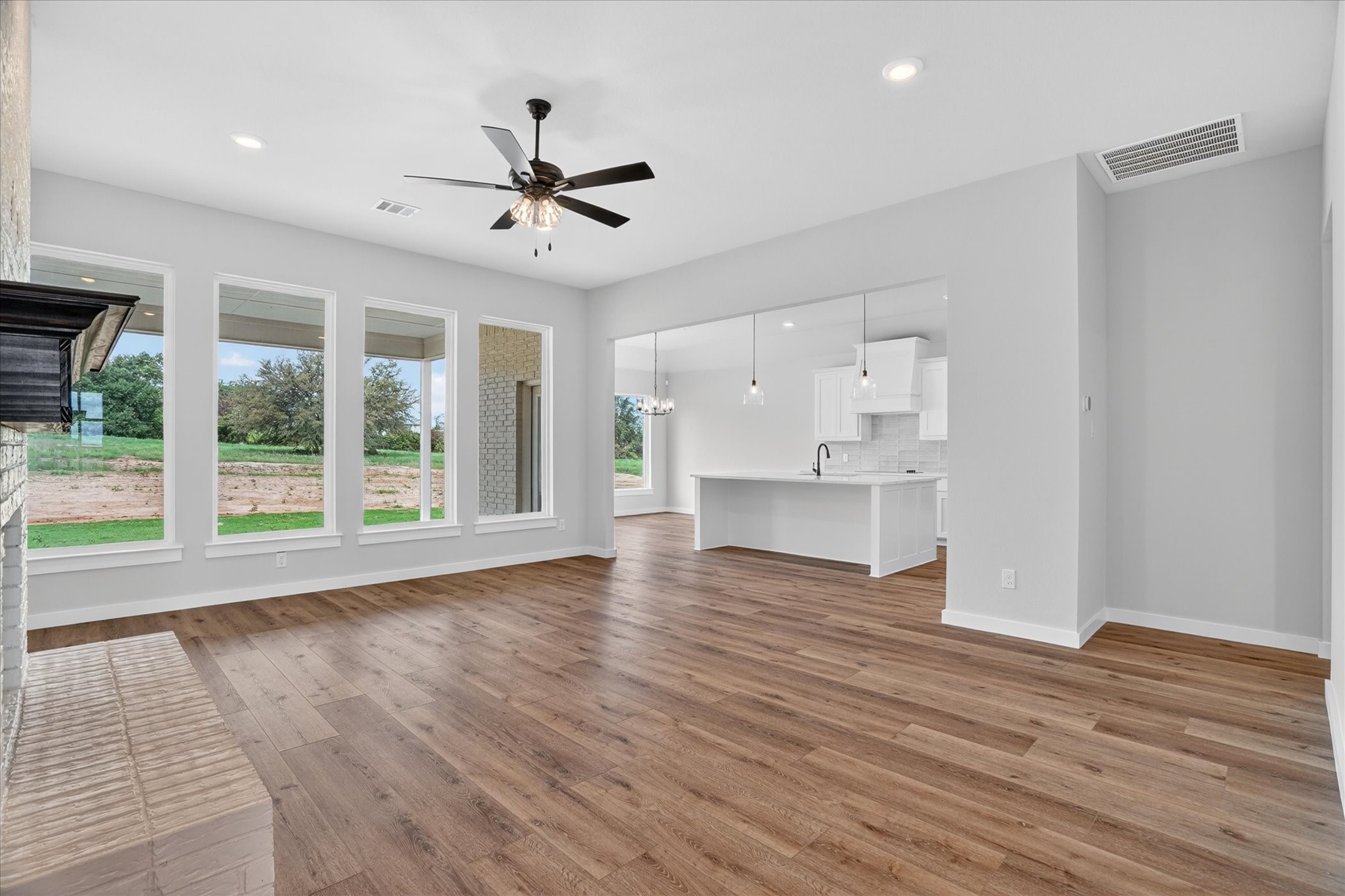 317 Skeen Peak Springtown TX 76082