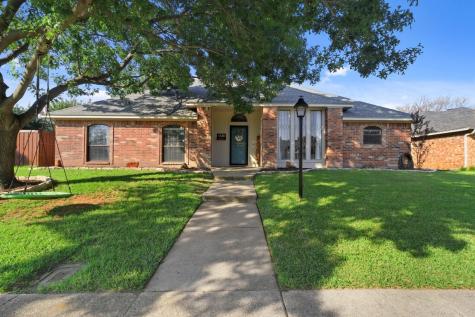 1528 Gunnison Trail Lewisville TX 75077