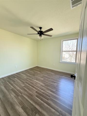 2864 Burchill Road Fort Worth TX 76105