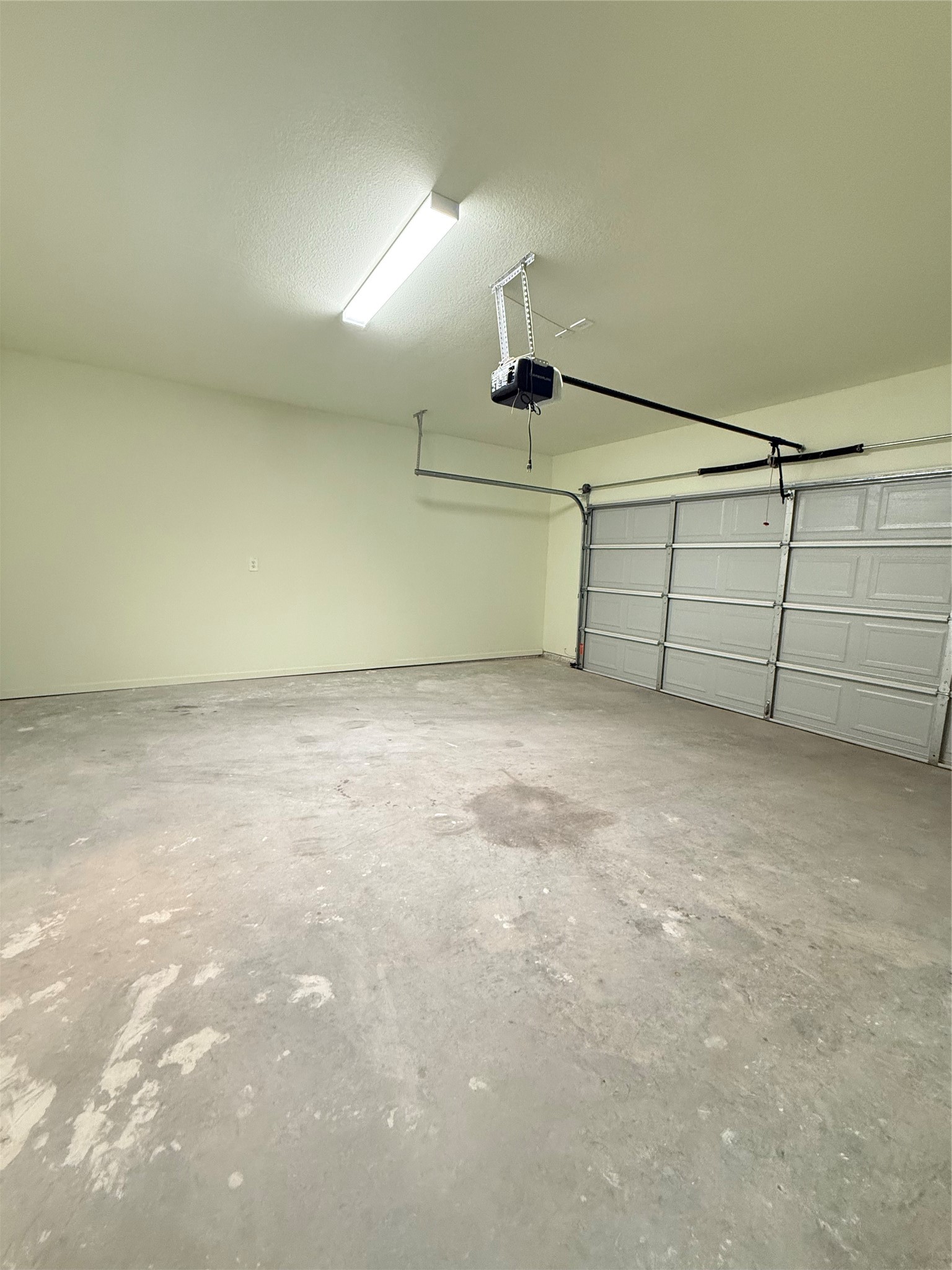 2864 Burchill Road Fort Worth TX 76105
