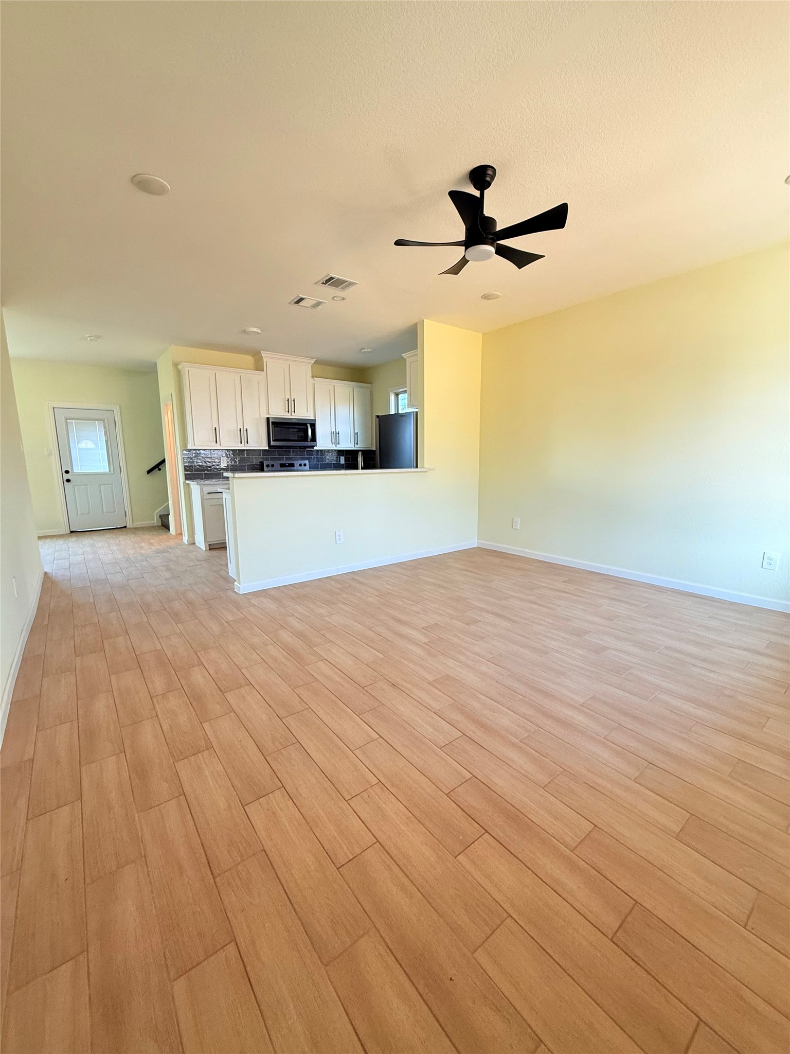 2864 Burchill Road Fort Worth TX 76105