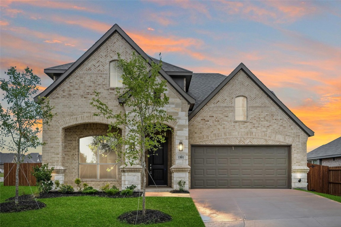 1301 Fox Glen Trail Crowley TX 76036