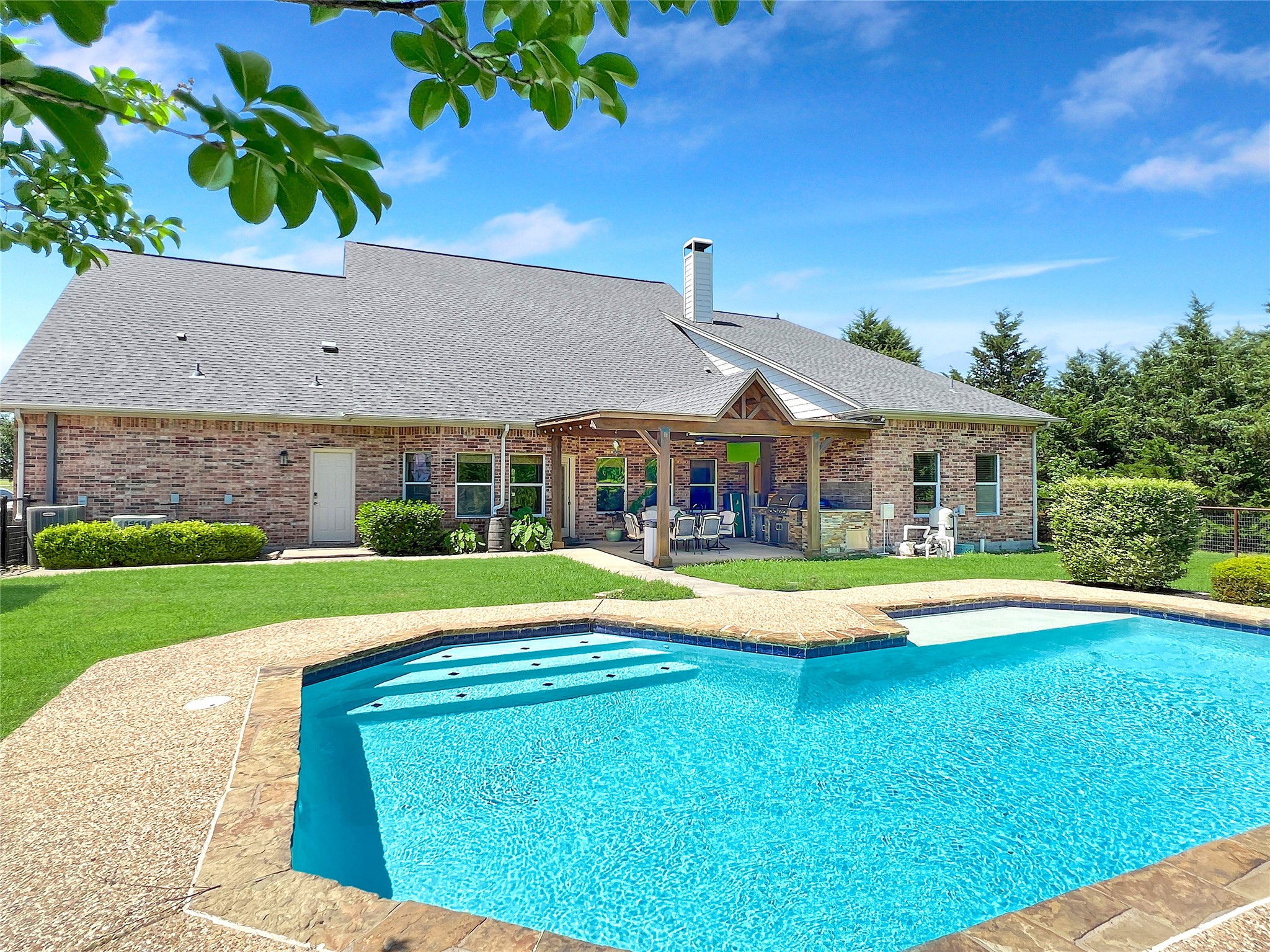 433 Wilderness Trail Royse City TX 75189