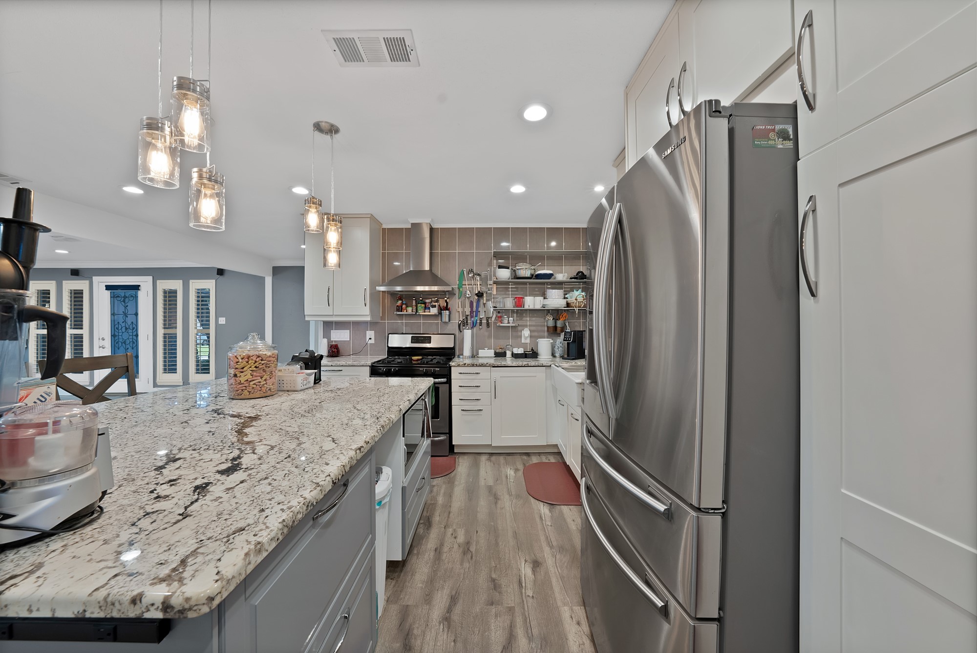4605 Bayberry Lane Garland TX 75043