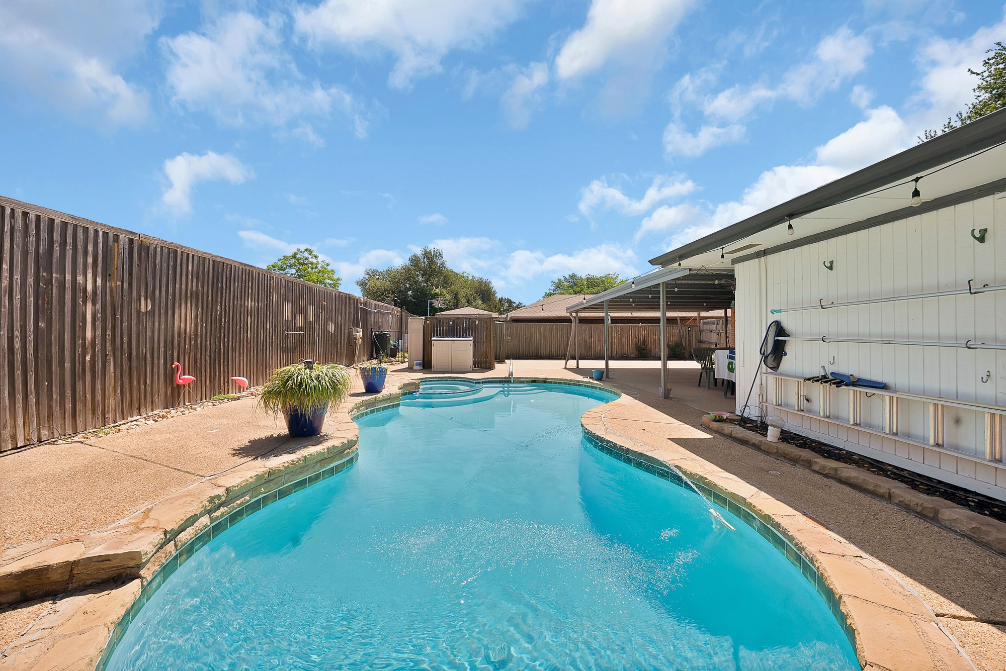 4605 Bayberry Lane Garland TX 75043
