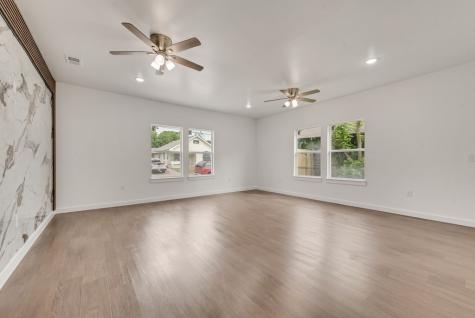 2706 Lenway Street Dallas TX 75215