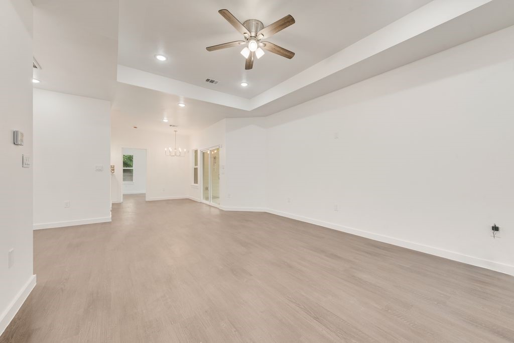 2706 Lenway Street Dallas TX 75215