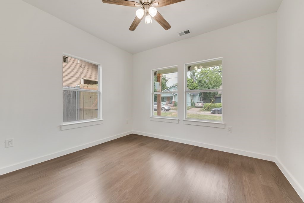 2706 Lenway Street Dallas TX 75215