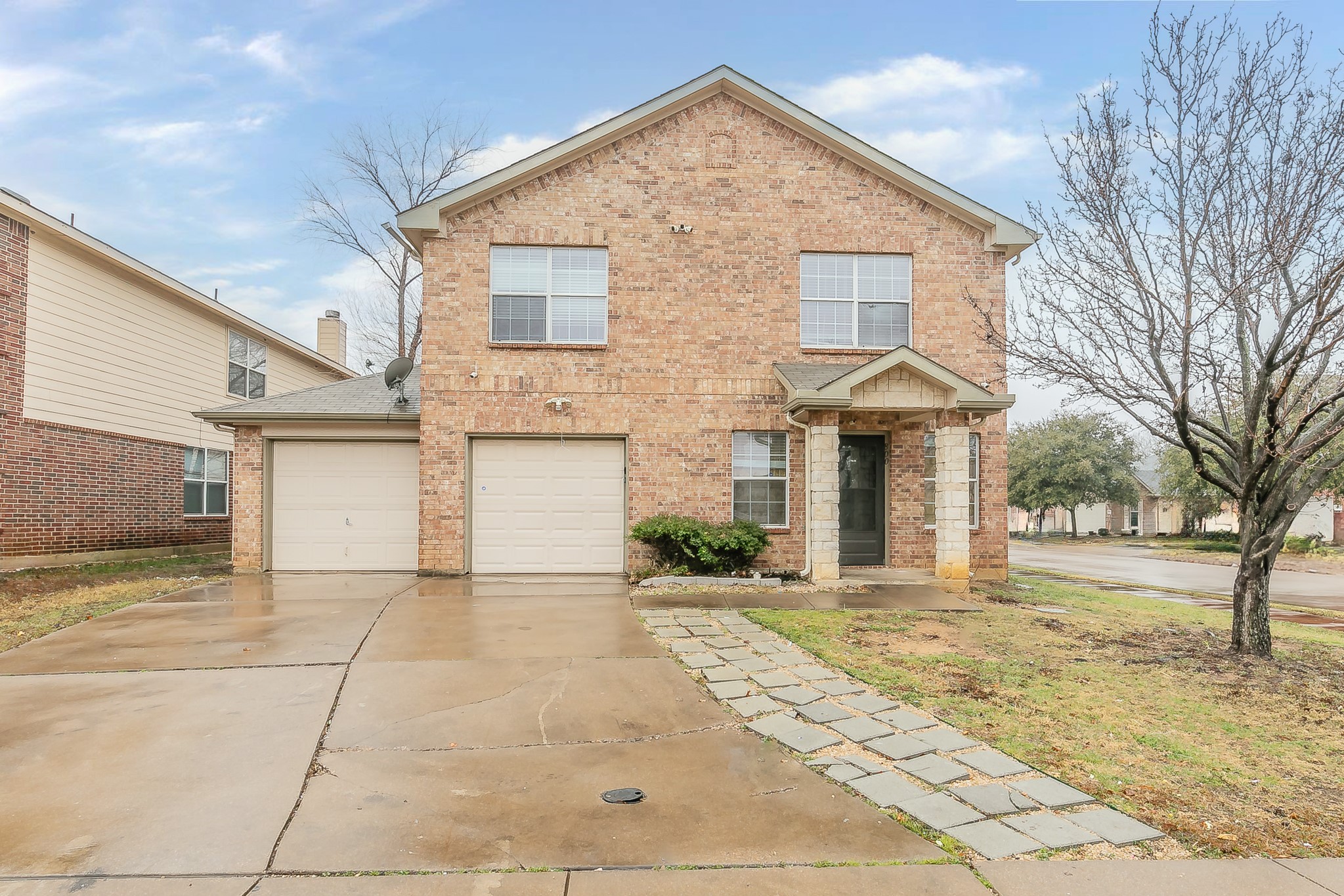 800 Green Heath Avenue Fort Worth TX 76120