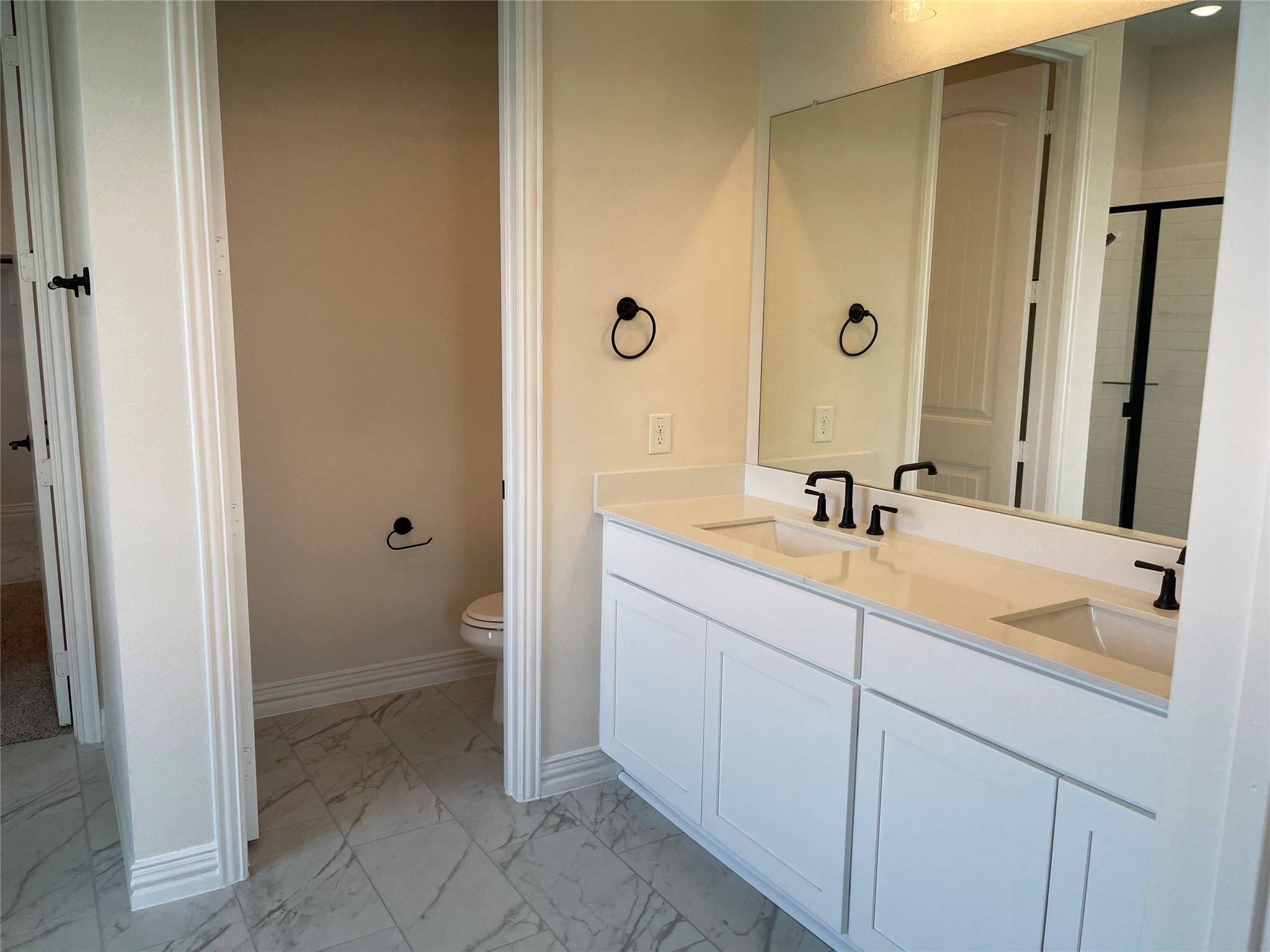 211 Marie Lane Waxahachie TX 75167