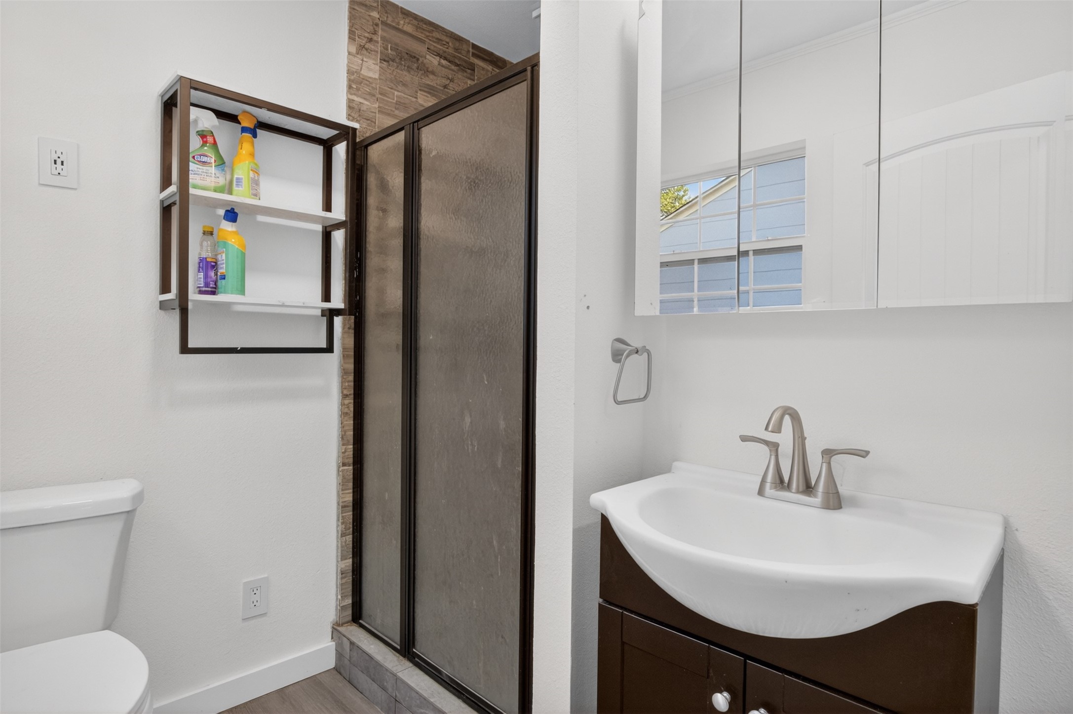 821 Gustav Street River Oaks TX 76114
