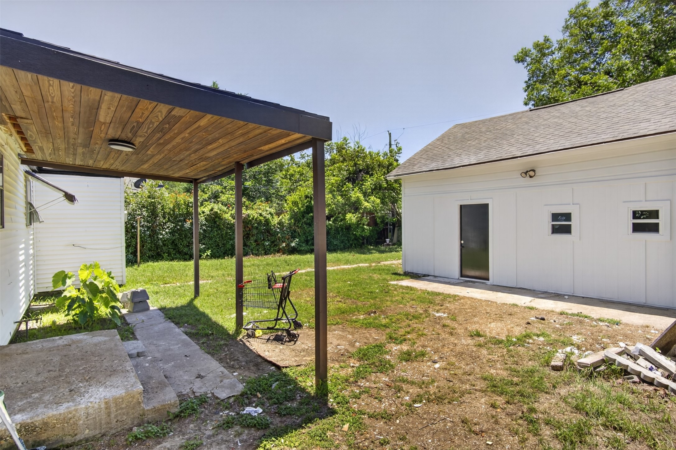 821 Gustav Street River Oaks TX 76114