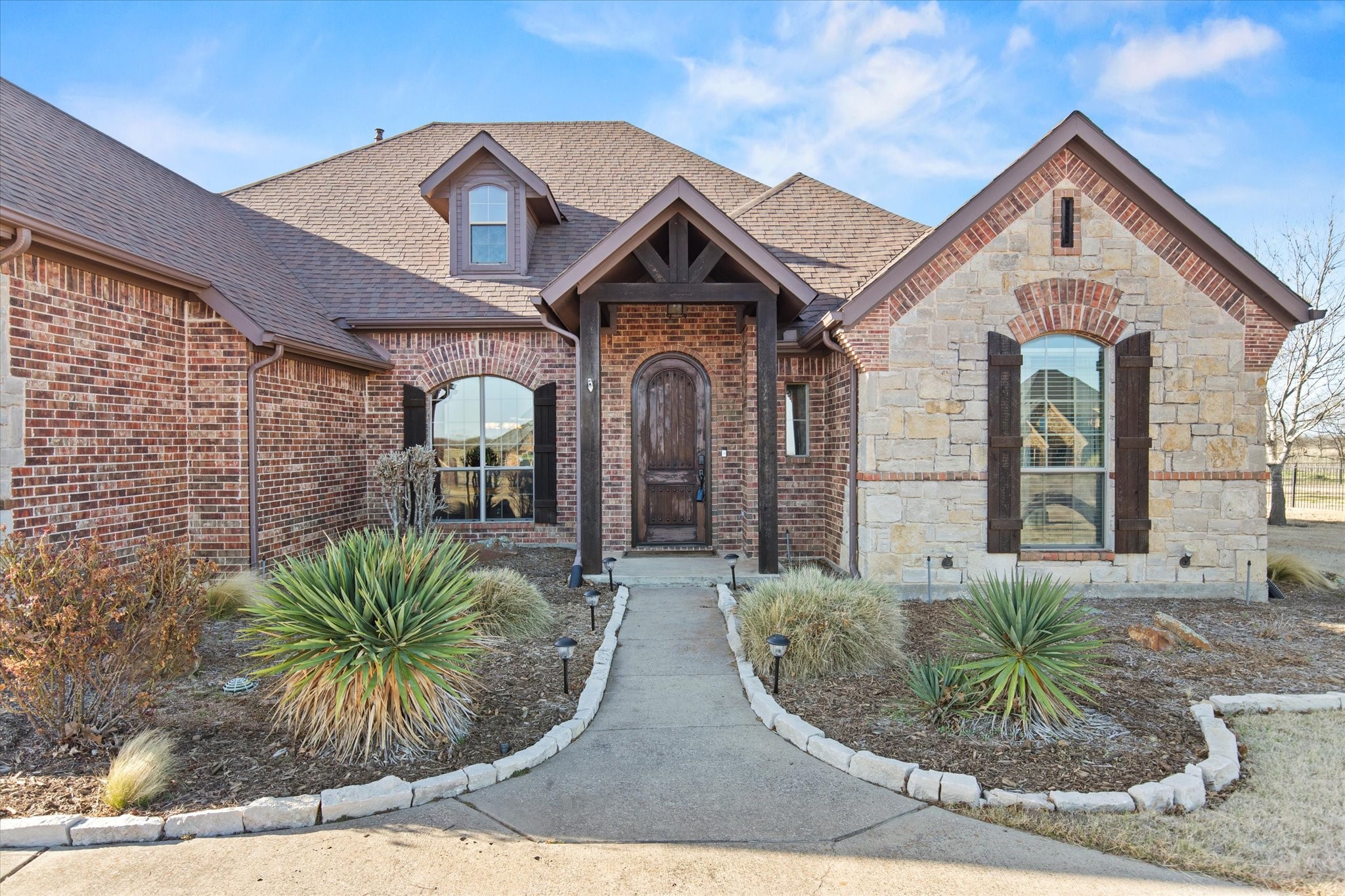 7710 Fall Creek Road Terrell TX 75160