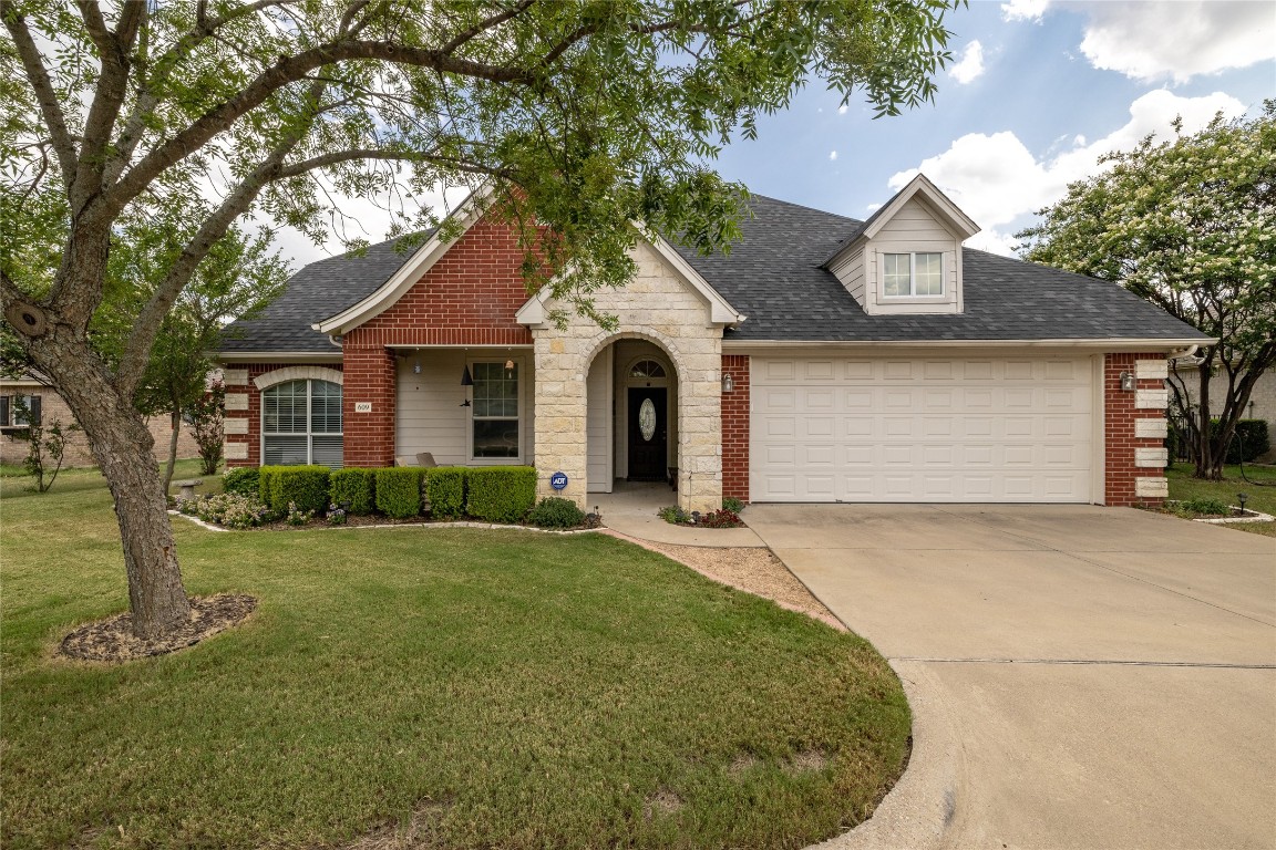 609 Elizabeth Place Weatherford TX 76086
