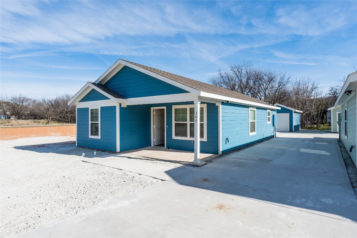 307 SW 14th Avenue Mineral Wells TX 76067
