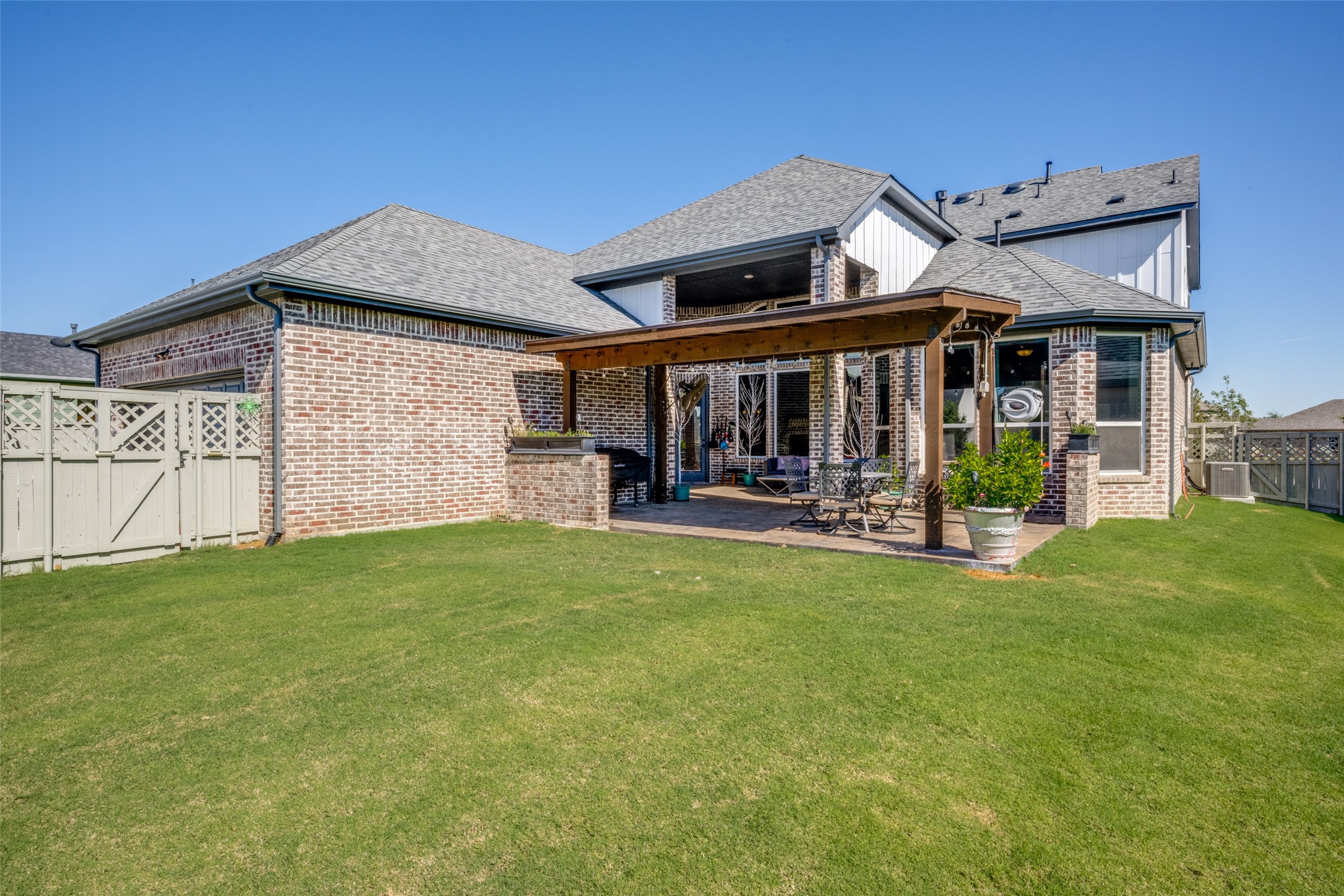 1404 S Pecan Parkway Northlake TX 76247