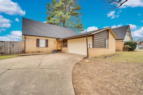 1208 Woodbrook Street Arlington TX 76011