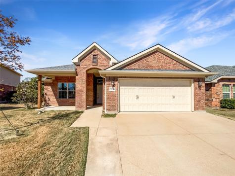 4404 Sapphire Lane Granbury TX 76049