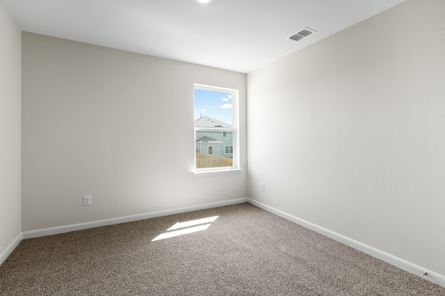 8437 White Wolf Trail Ponder TX 76259
