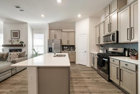 2818 Moccasin Lane Aubrey TX 76227