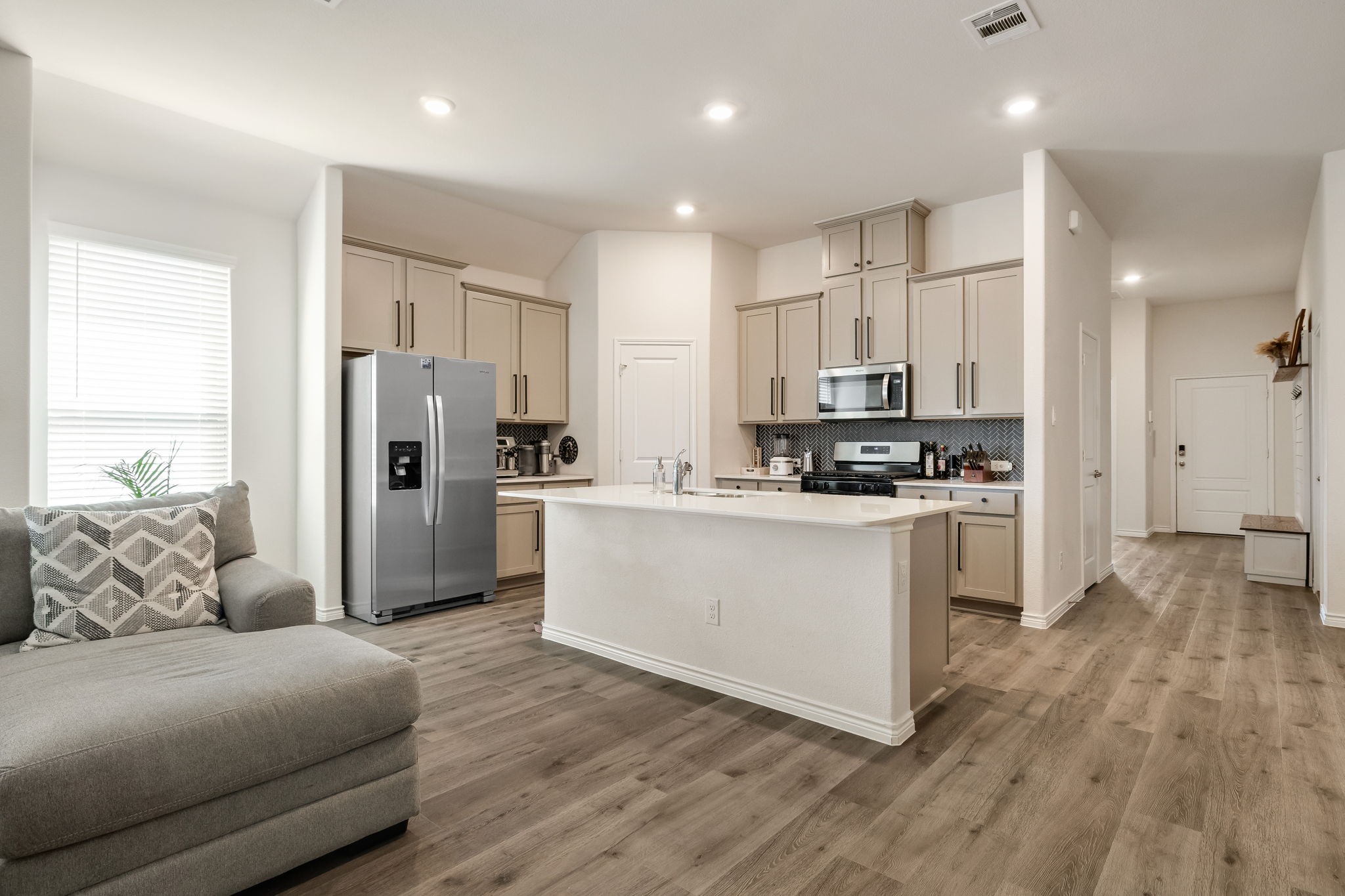 2818 Moccasin Lane Aubrey TX 76227