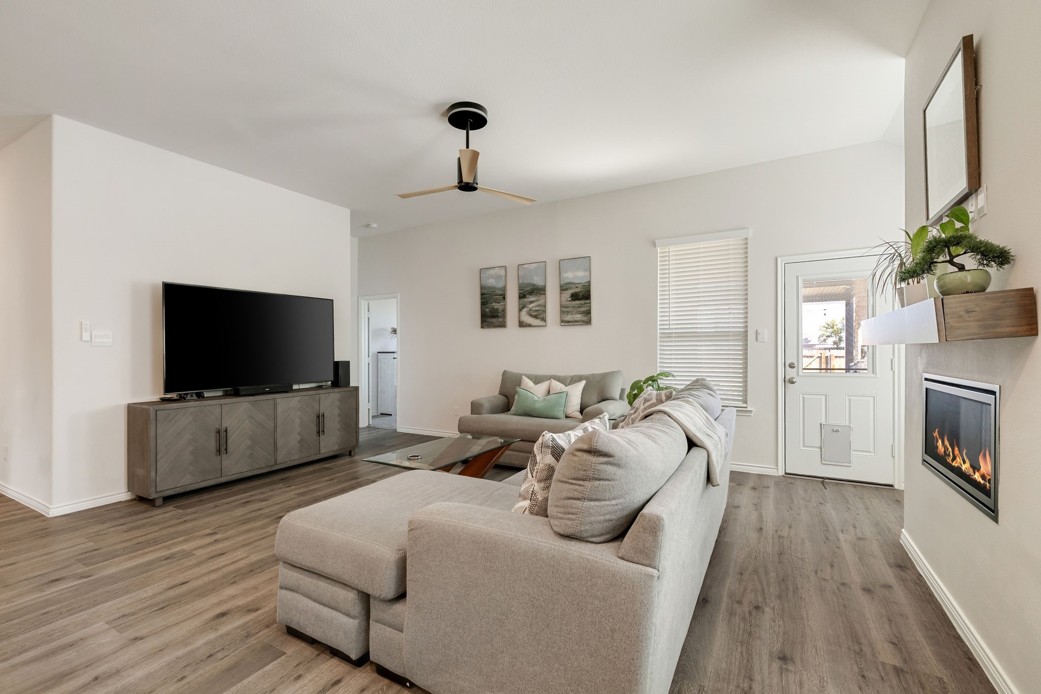 2818 Moccasin Lane Aubrey TX 76227