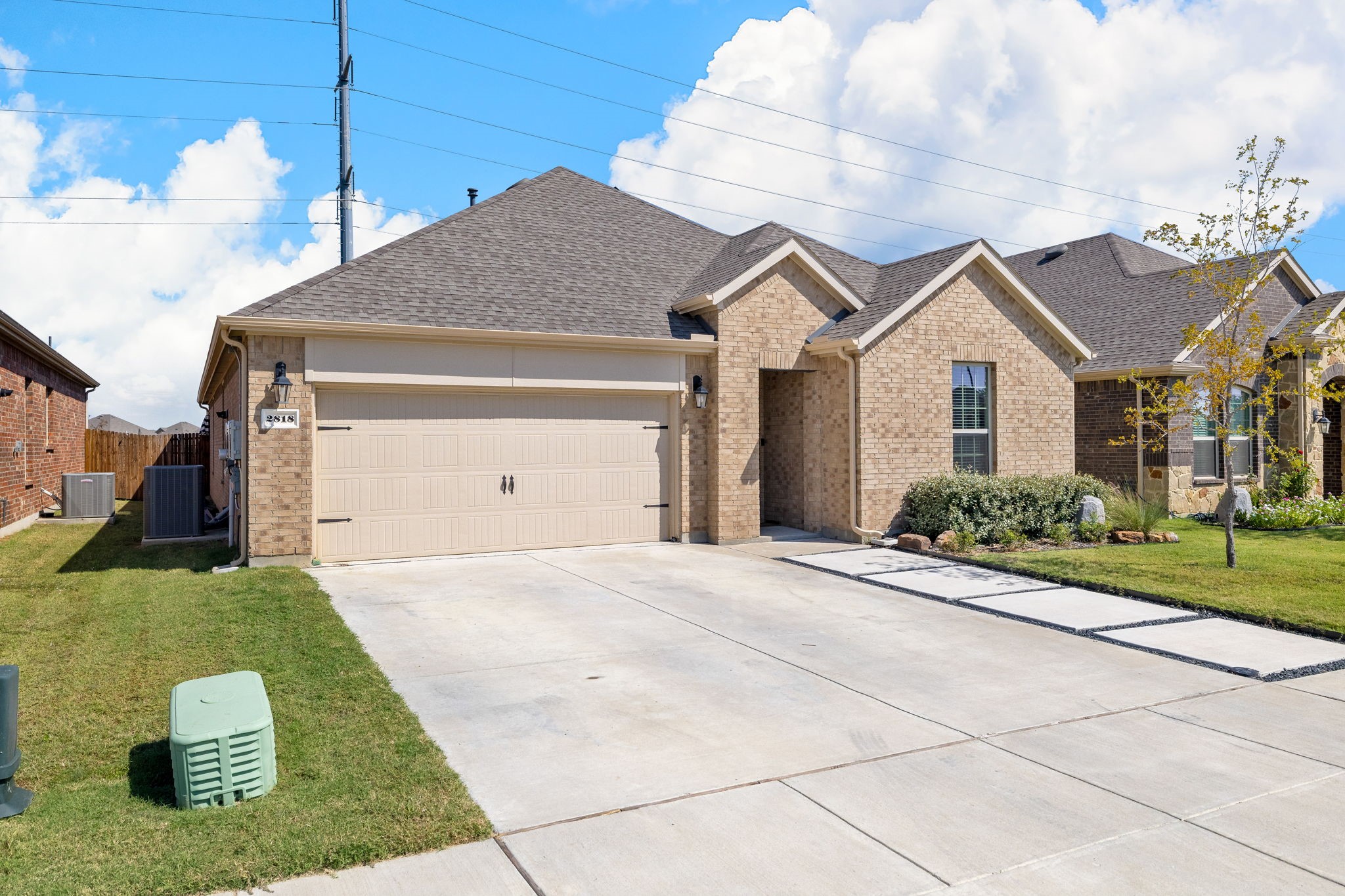 2818 Moccasin Lane Aubrey TX 76227