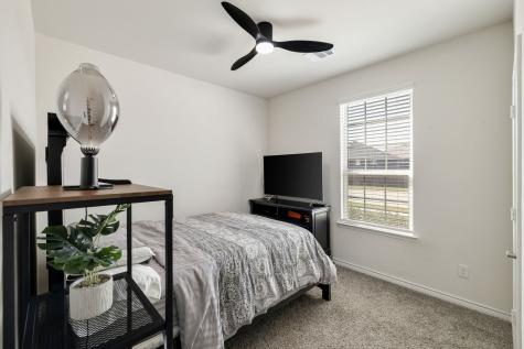 2818 Moccasin Lane Aubrey TX 76227