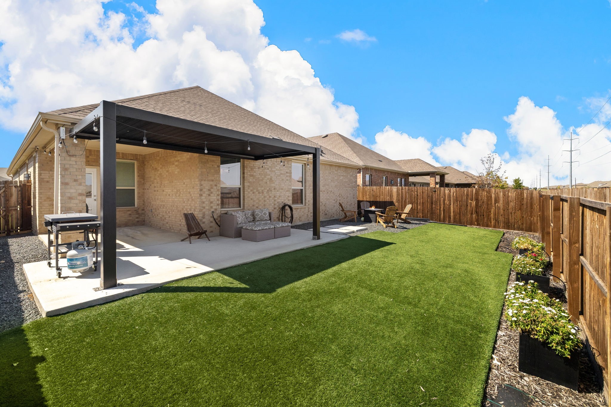 2818 Moccasin Lane Aubrey TX 76227