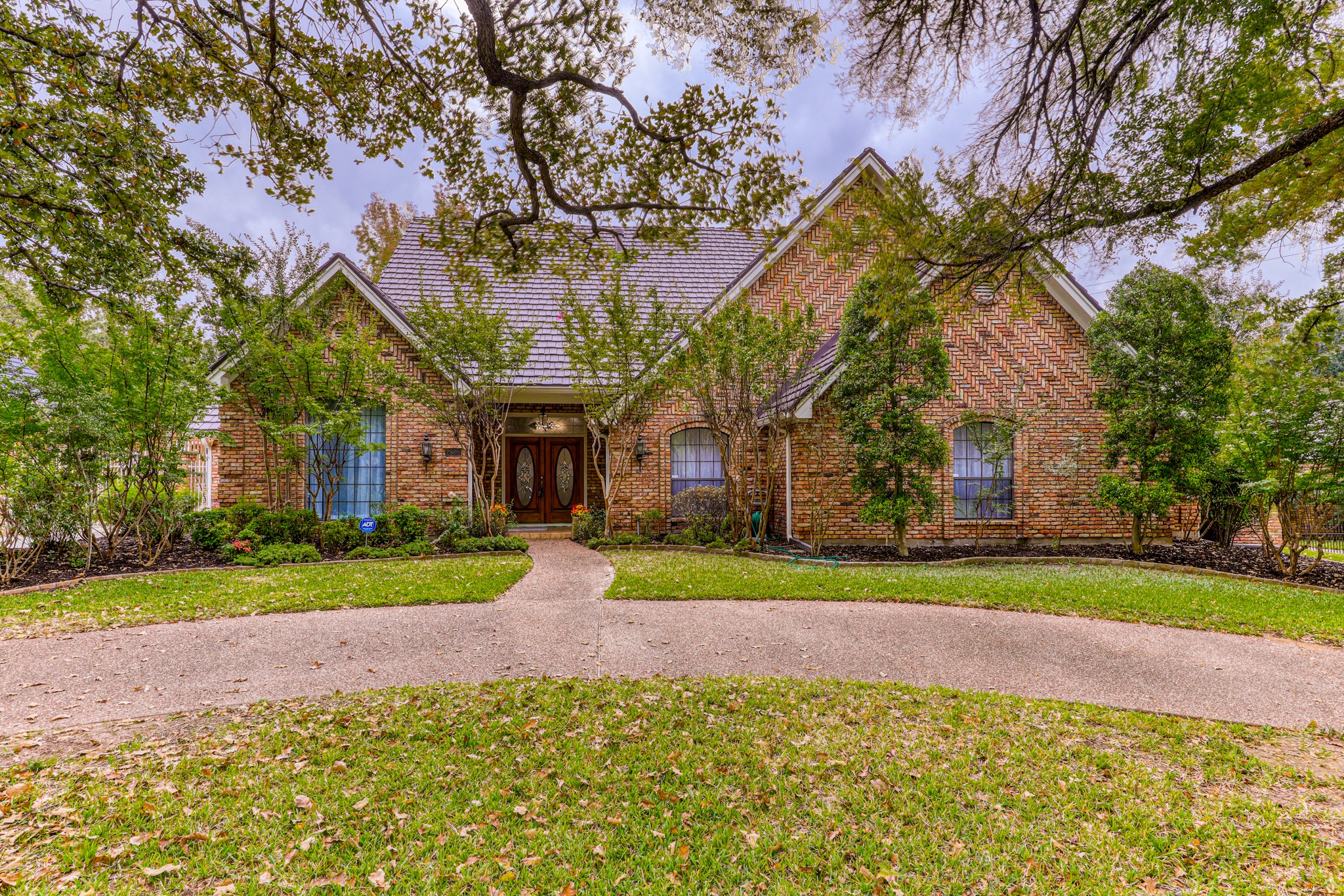 2605 Brookridge Drive Hurst TX 76054