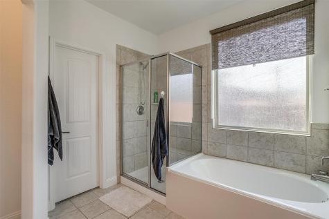 301 Sunspike Court Burleson TX 76028